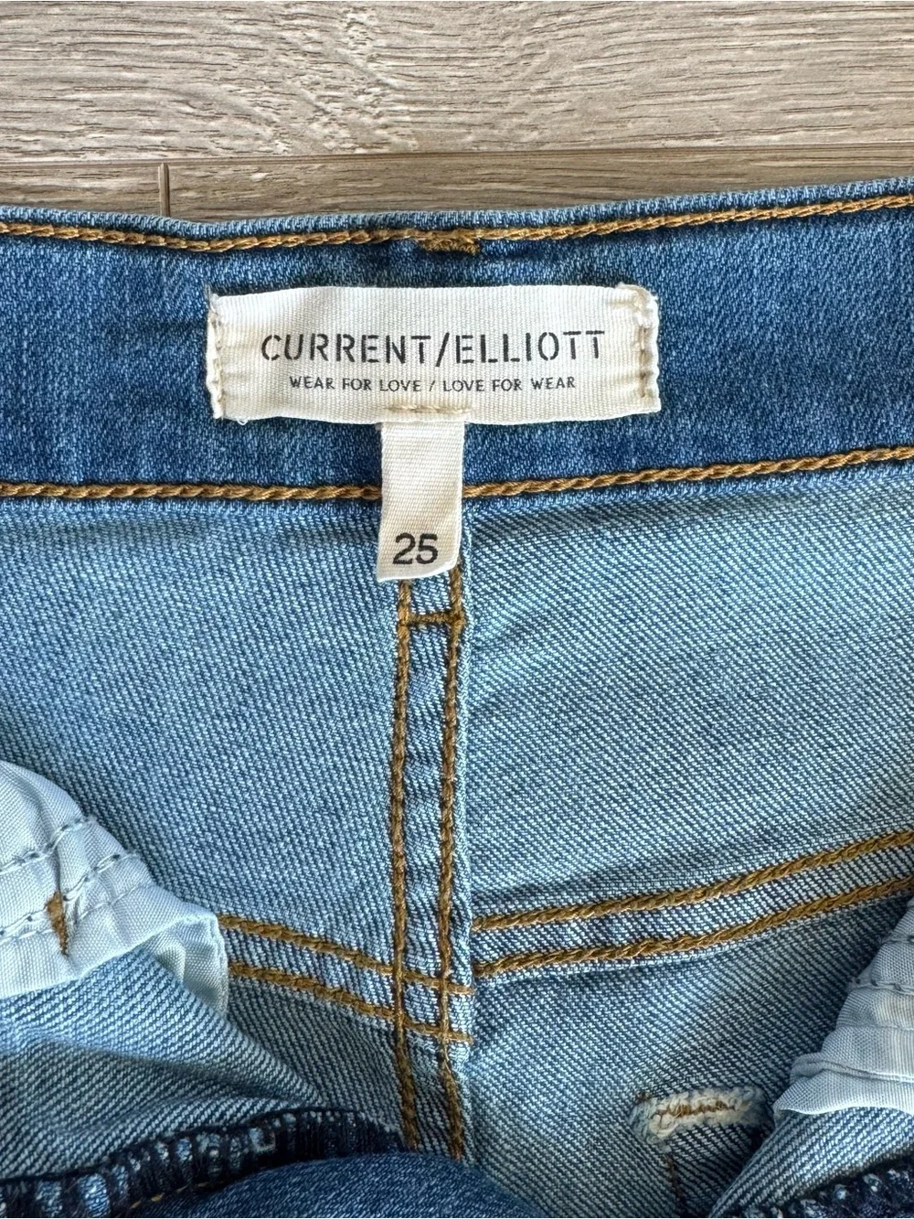 Current/Elliot Wide Leg Jeans The Navigator in Doheny Size 25
